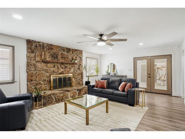 11550 E 2nd Ave, Aurora, CO 80010