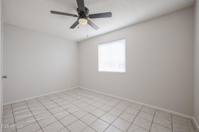 5614 W LA REATA Avenue, Phoenix, AZ 85035