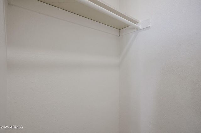 5614 W LA REATA Avenue, Phoenix, AZ 85035