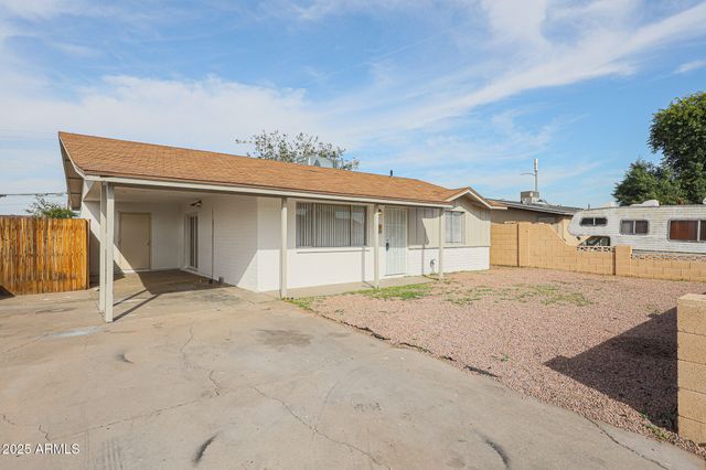 5614 W LA REATA Avenue, Phoenix, AZ 85035