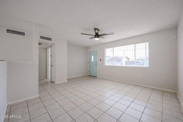 5614 W LA REATA Avenue, Phoenix, AZ 85035