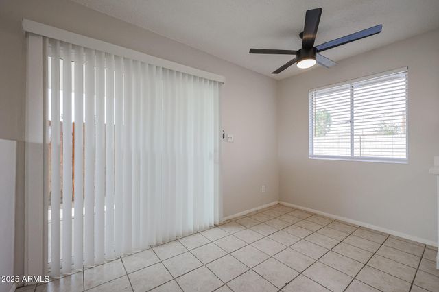 5614 W LA REATA Avenue, Phoenix, AZ 85035