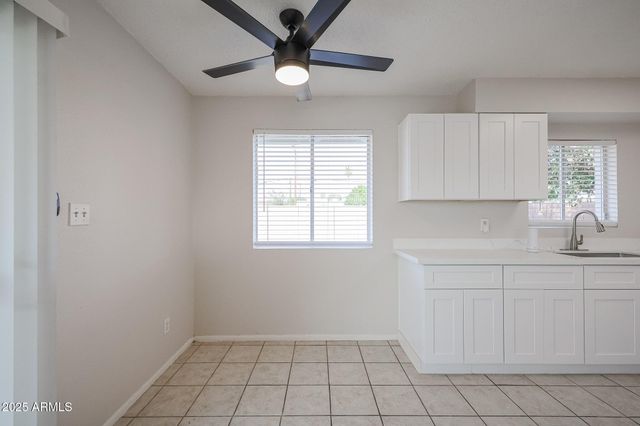 5614 W LA REATA Avenue, Phoenix, AZ 85035