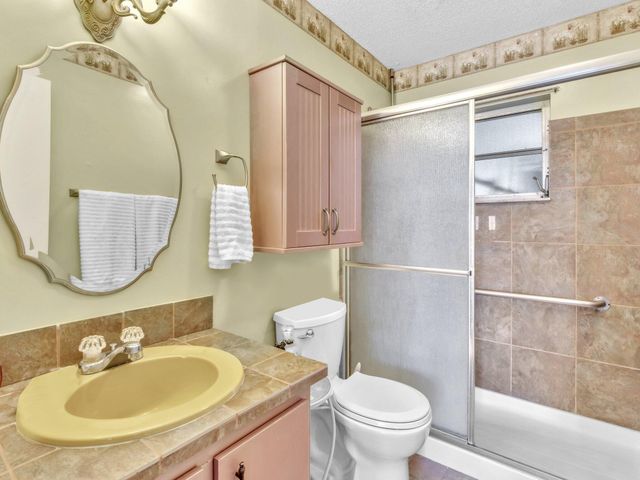 1907 SW 22ND Avenue, Boynton Beach, FL 33426