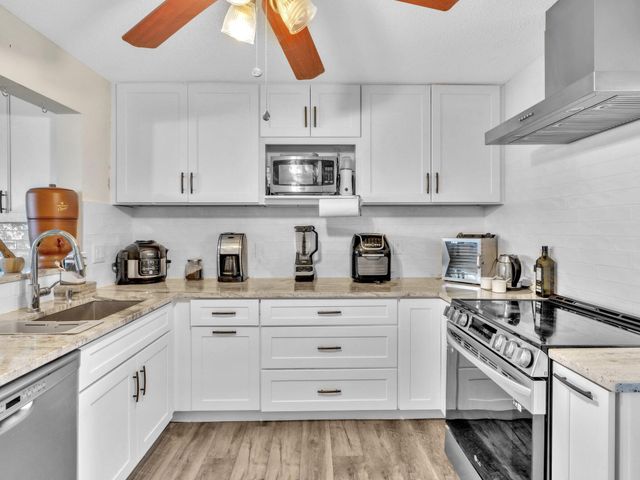 1907 SW 22ND Avenue, Boynton Beach, FL 33426