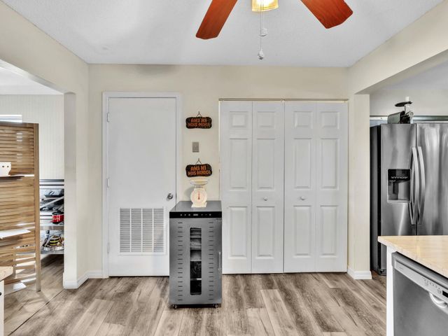 1907 SW 22ND Avenue, Boynton Beach, FL 33426