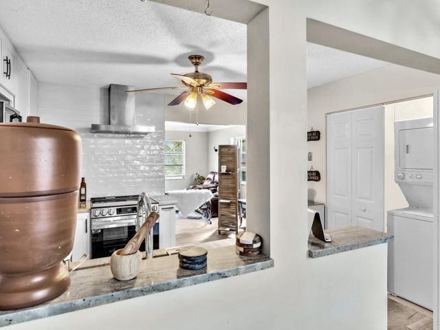 1907 SW 22ND Avenue, Boynton Beach, FL 33426