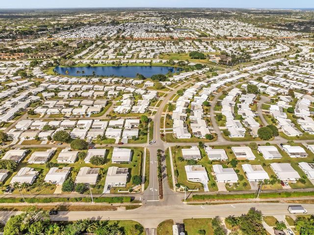 1907 SW 22ND Avenue, Boynton Beach, FL 33426