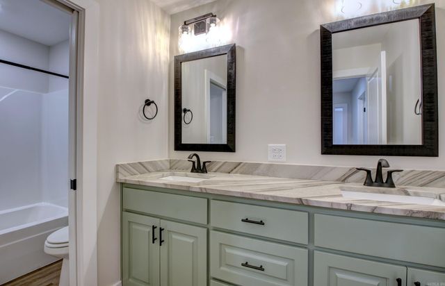 101 Roman Heights Avenue, Bryant, AR 72022