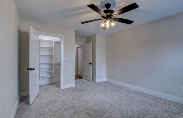 101 Roman Heights Avenue, Bryant, AR 72022