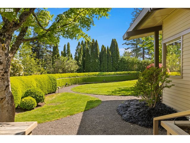 1117 Sw MITCHELL Ln, Portland, OR 97239