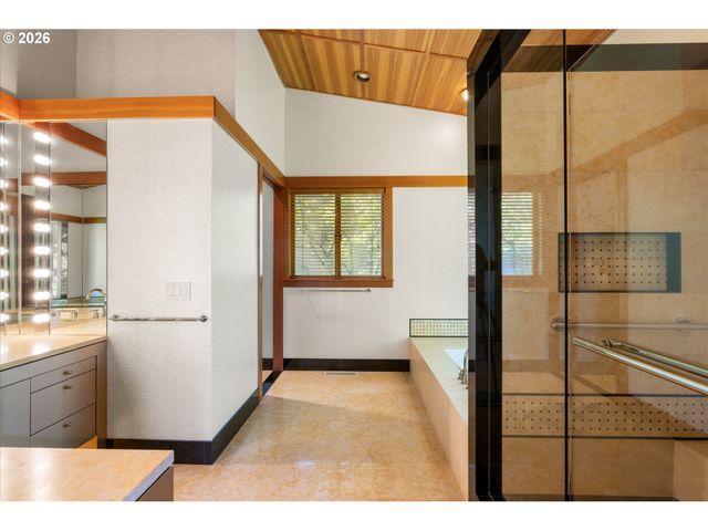 1117 Sw MITCHELL Ln, Portland, OR 97239