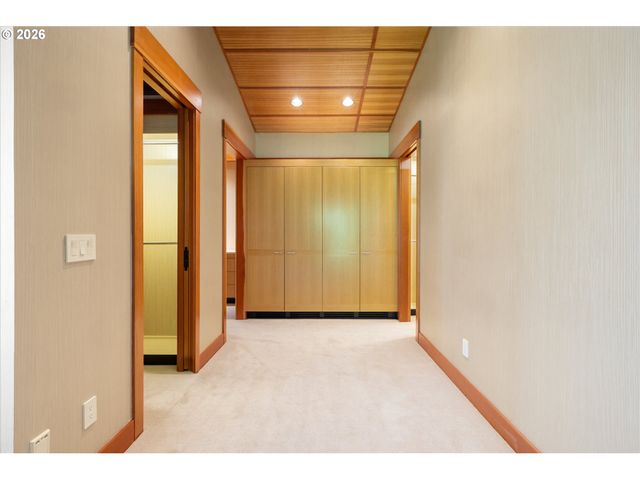 1117 Sw MITCHELL Ln, Portland, OR 97239