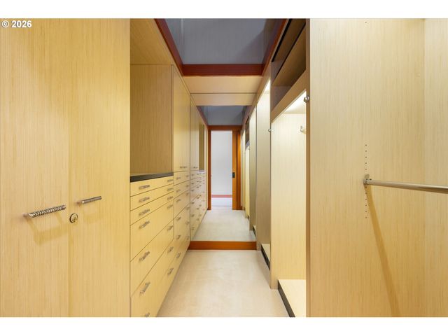 1117 Sw MITCHELL Ln, Portland, OR 97239