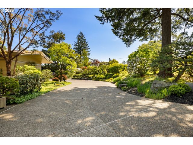 1117 Sw MITCHELL Ln, Portland, OR 97239