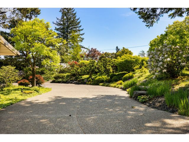 1117 Sw MITCHELL Ln, Portland, OR 97239