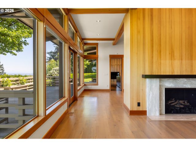 1117 Sw MITCHELL Ln, Portland, OR 97239