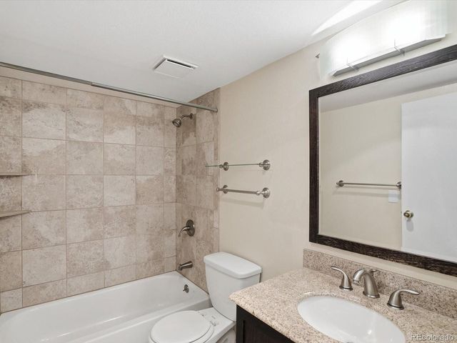 540 S Forest St 3-201, Denver, CO 80246