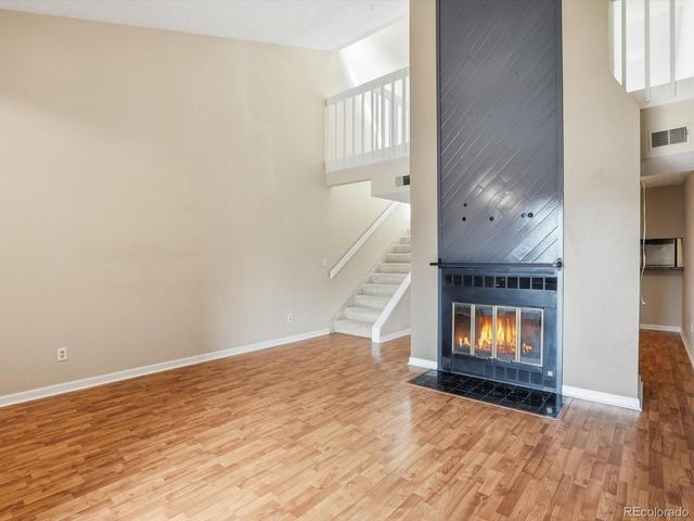 540 S Forest St 3-201, Denver, CO 80246