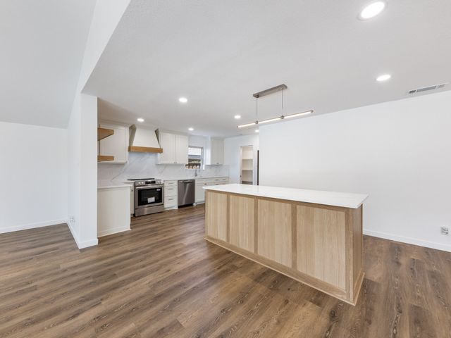 3616 Woodleigh Drive, Dallas, TX 75229