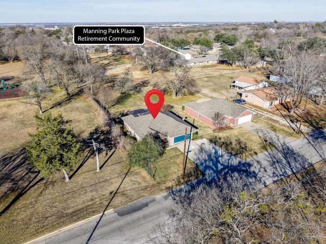 2409 W Walker Street, Denison, TX 75020