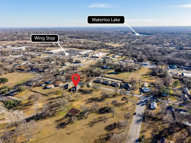 2409 W Walker Street, Denison, TX 75020