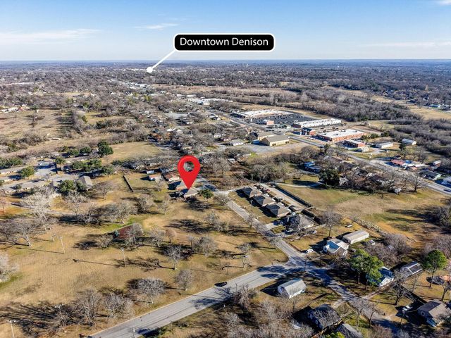 2409 W Walker Street, Denison, TX 75020