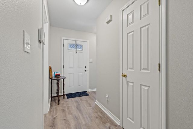 2409 W Walker Street, Denison, TX 75020