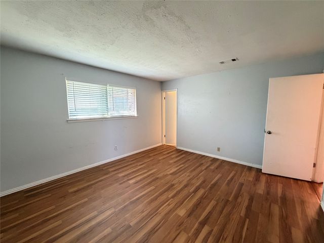 500 Annapolis Drive, Fort Worth, TX 76108