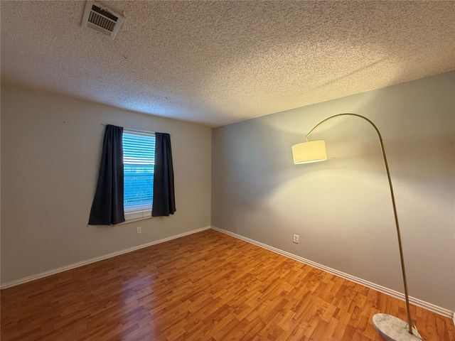 500 Annapolis Drive, Fort Worth, TX 76108