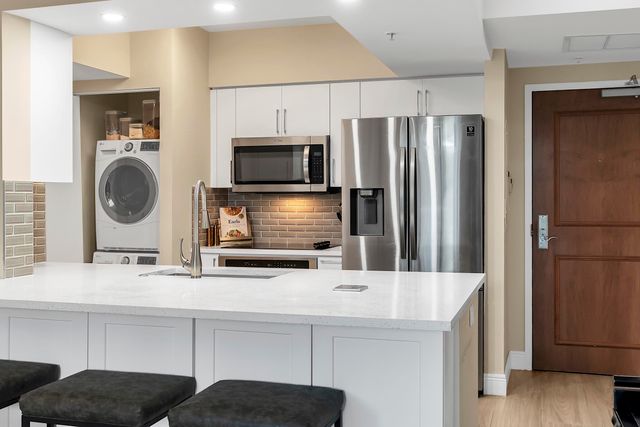 347 N New River Drive E 1007, Fort Lauderdale, FL 33301