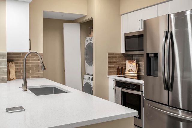 347 N New River Drive E 1007, Fort Lauderdale, FL 33301