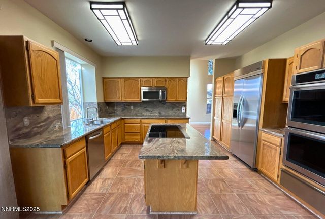 1685 Southview Drive, Sparks, NV 89436