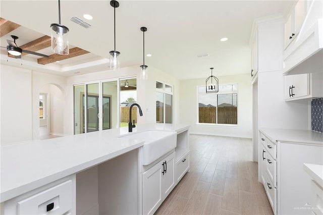 8030 N 50th Street, Mcallen, TX 78504