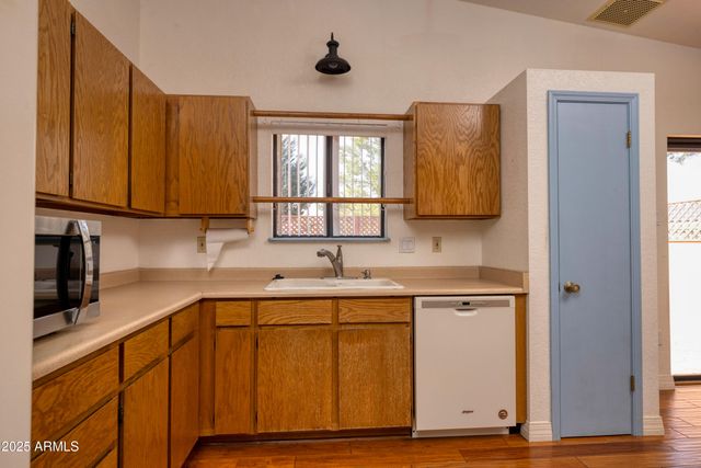 40 BROKEN ARROW Drive, Sedona, AZ 86351