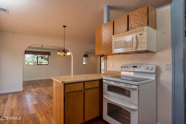 40 BROKEN ARROW Drive, Sedona, AZ 86351