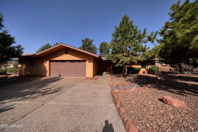 40 BROKEN ARROW Drive, Sedona, AZ 86351