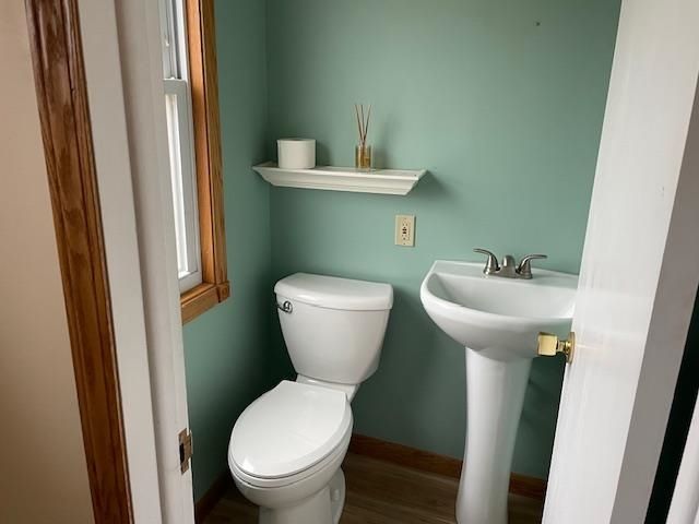 1505 W 7th, Newton, KS 67114