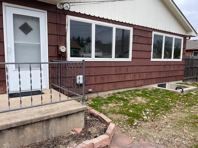 1505 W 7th, Newton, KS 67114