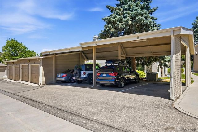 8449 Little Rock Way 204, Littleton, CO 80126