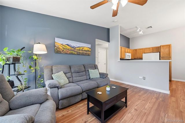 8449 Little Rock Way 204, Littleton, CO 80126