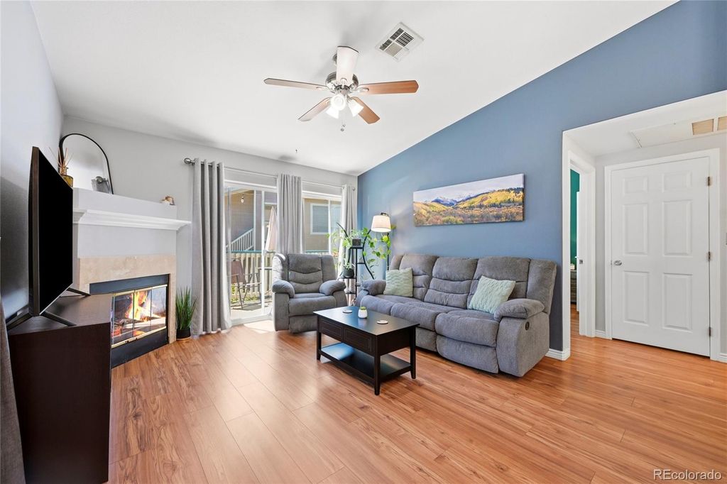 8449 Little Rock Way 204, Littleton, CO 80126