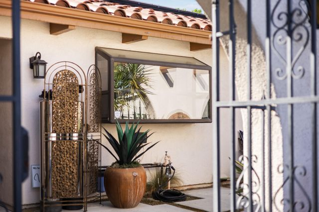 745 N Fulgham Court, Visalia, CA 93291