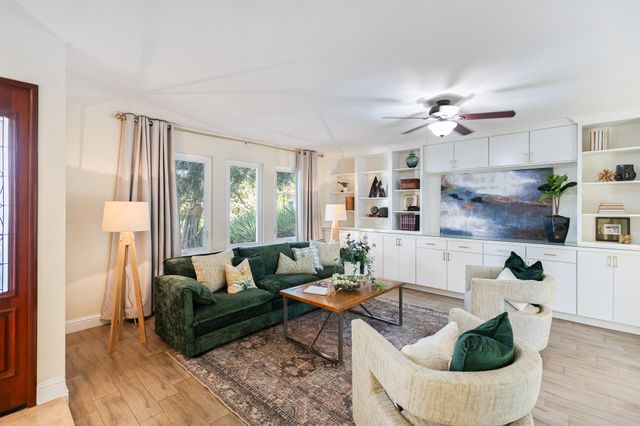 745 N Fulgham Court, Visalia, CA 93291