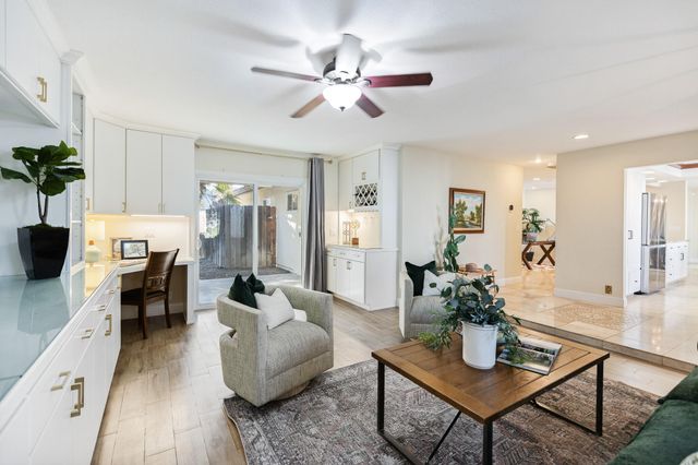 745 N Fulgham Court, Visalia, CA 93291