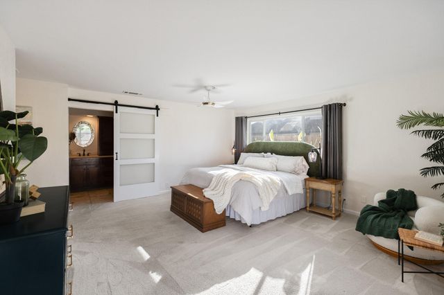 745 N Fulgham Court, Visalia, CA 93291