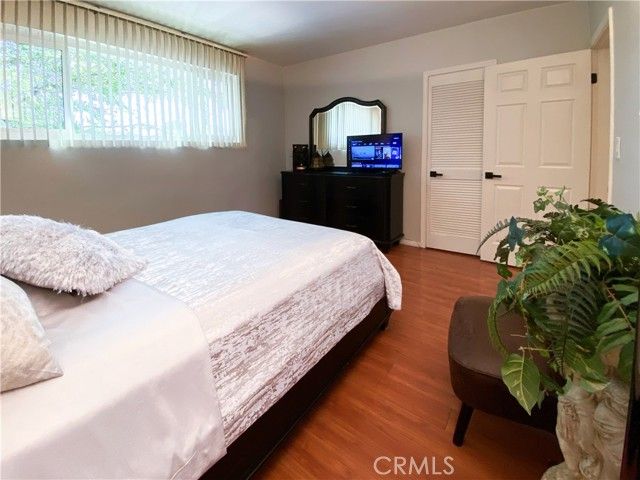 17041 Roscoe Boulevard 3, Northridge (los Angeles), CA 91325