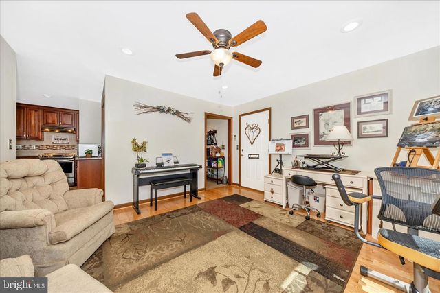 10523 ROLLING GREEN CT, Clarksburg, MD 20871