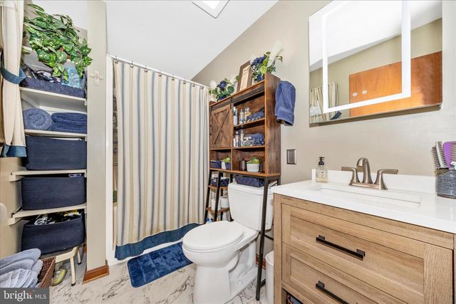 10523 ROLLING GREEN CT, Clarksburg, MD 20871