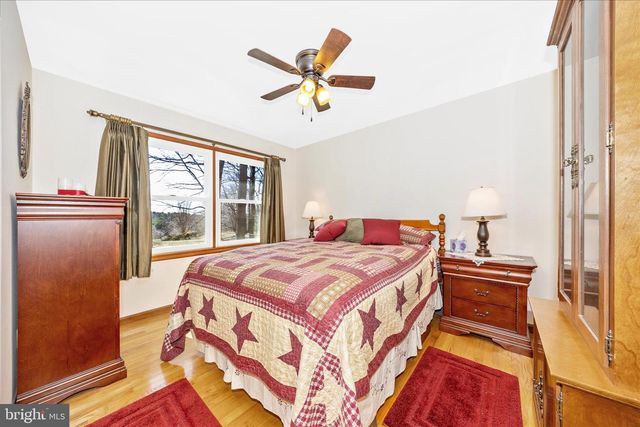 10523 ROLLING GREEN CT, Clarksburg, MD 20871